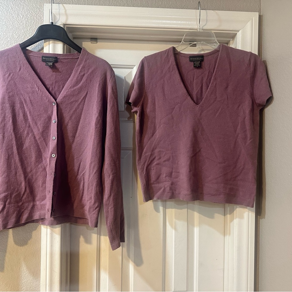 Banana Republic Dusty Mauve Cashmere Cardigan and V-Neck Top Set